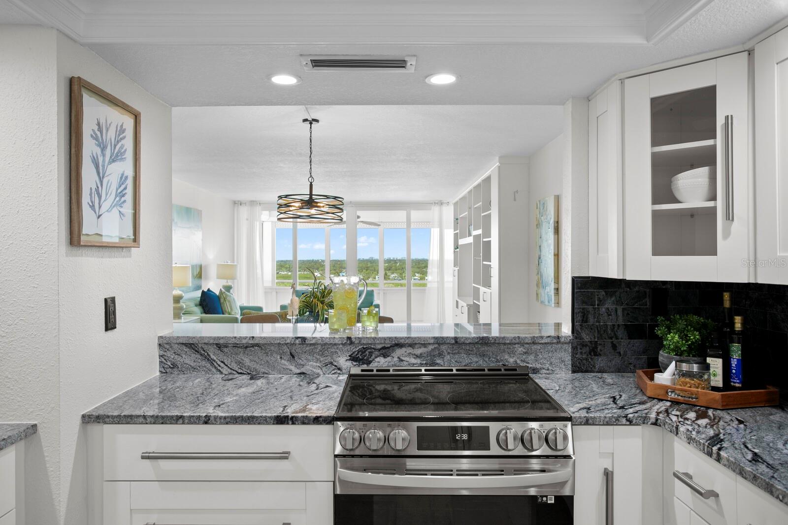 Image 11 of 100 For 17920 Gulf Boulevard 1806