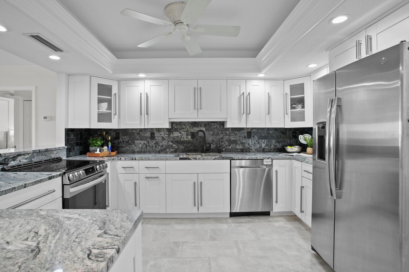 Image 15 of 100 For 17920 Gulf Boulevard 1806