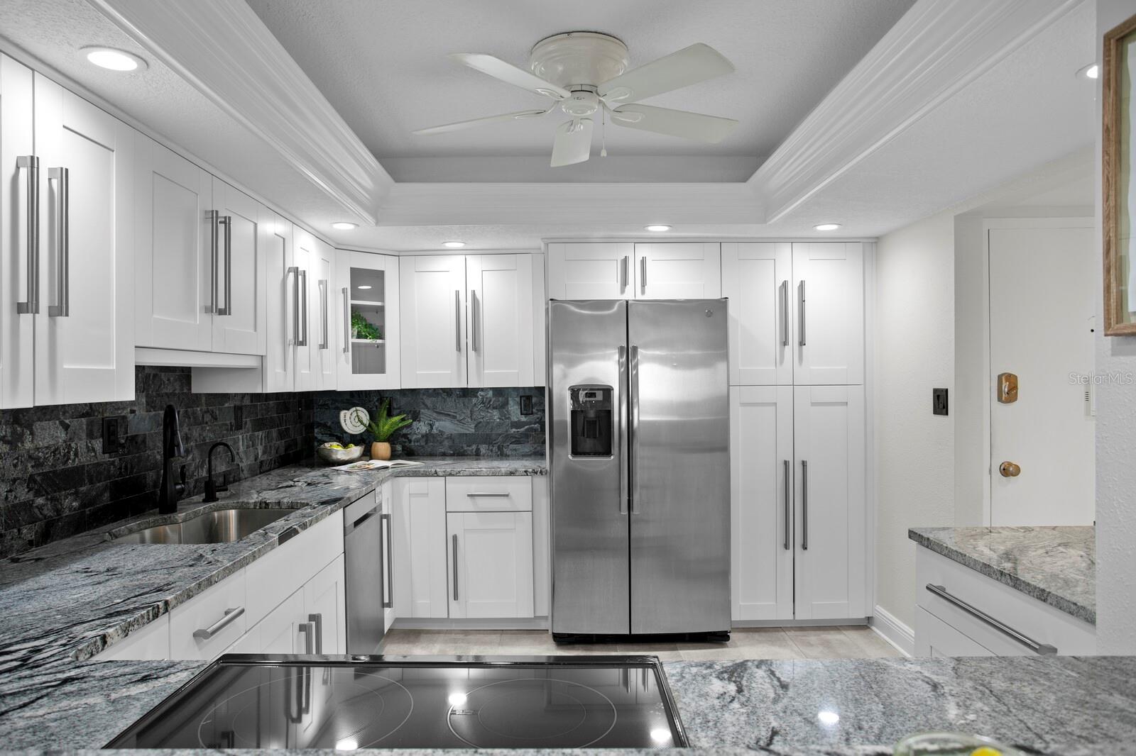 Image 19 of 100 For 17920 Gulf Boulevard 1806