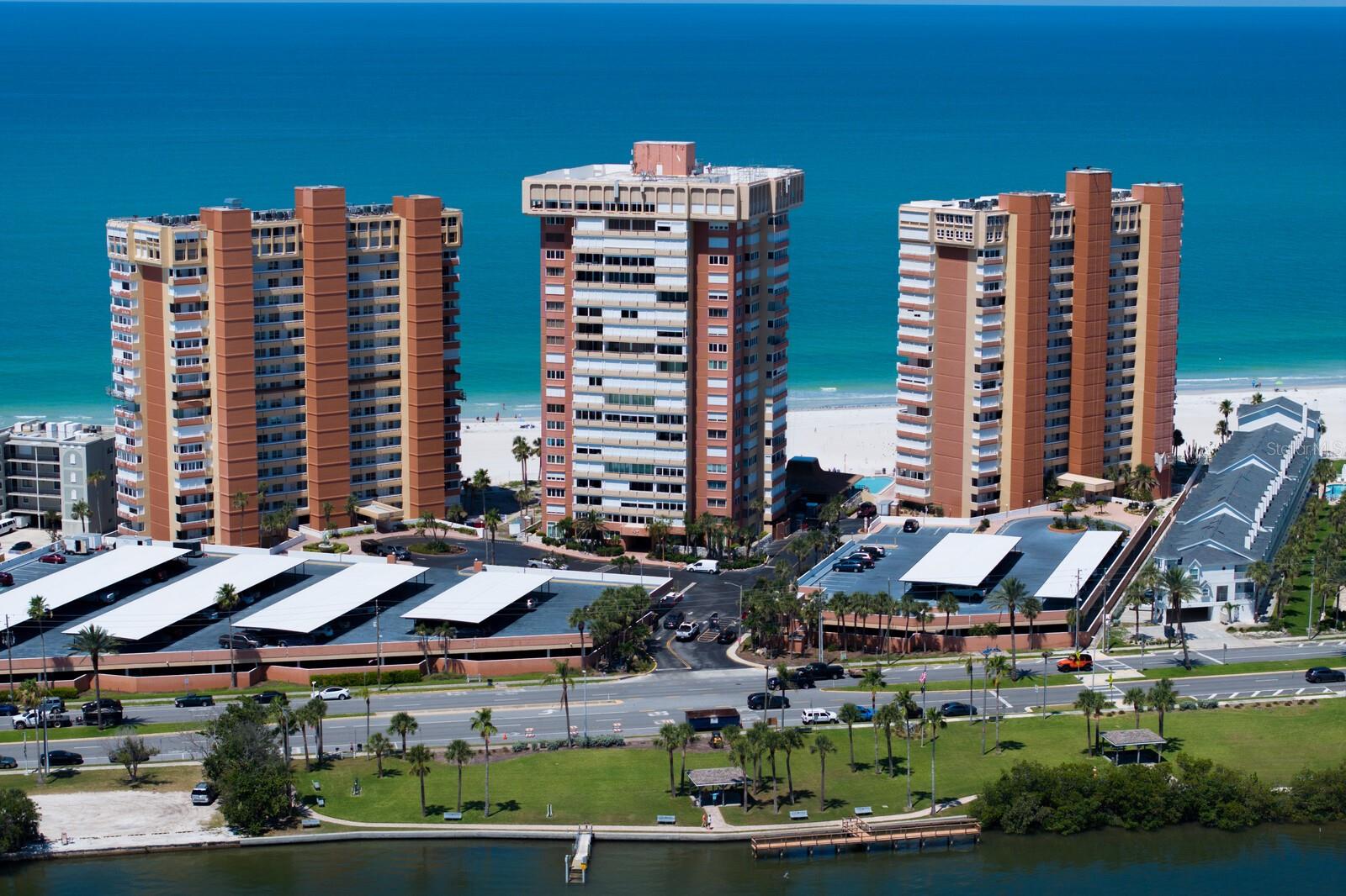 Image 20 of 100 For 17920 Gulf Boulevard 1806