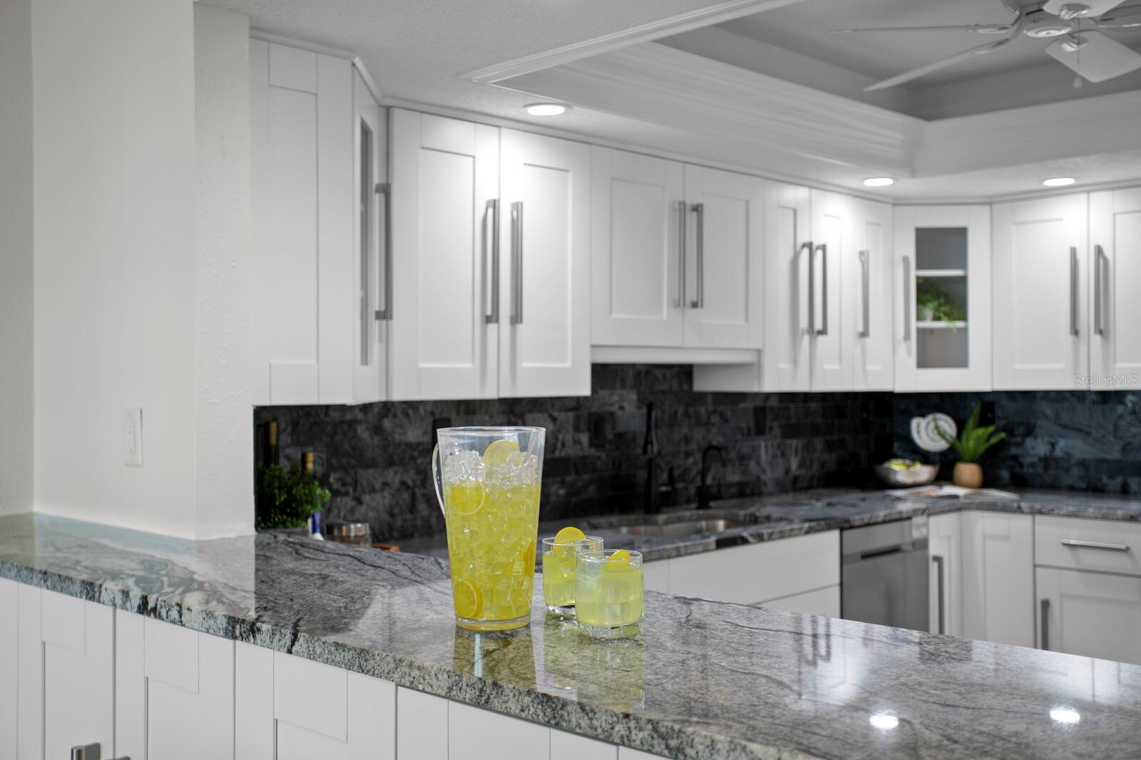 Image 23 of 100 For 17920 Gulf Boulevard 1806
