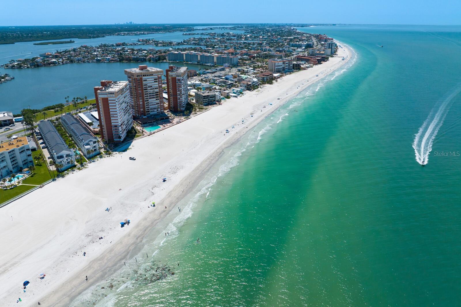 Image 34 of 100 For 17920 Gulf Boulevard 1806