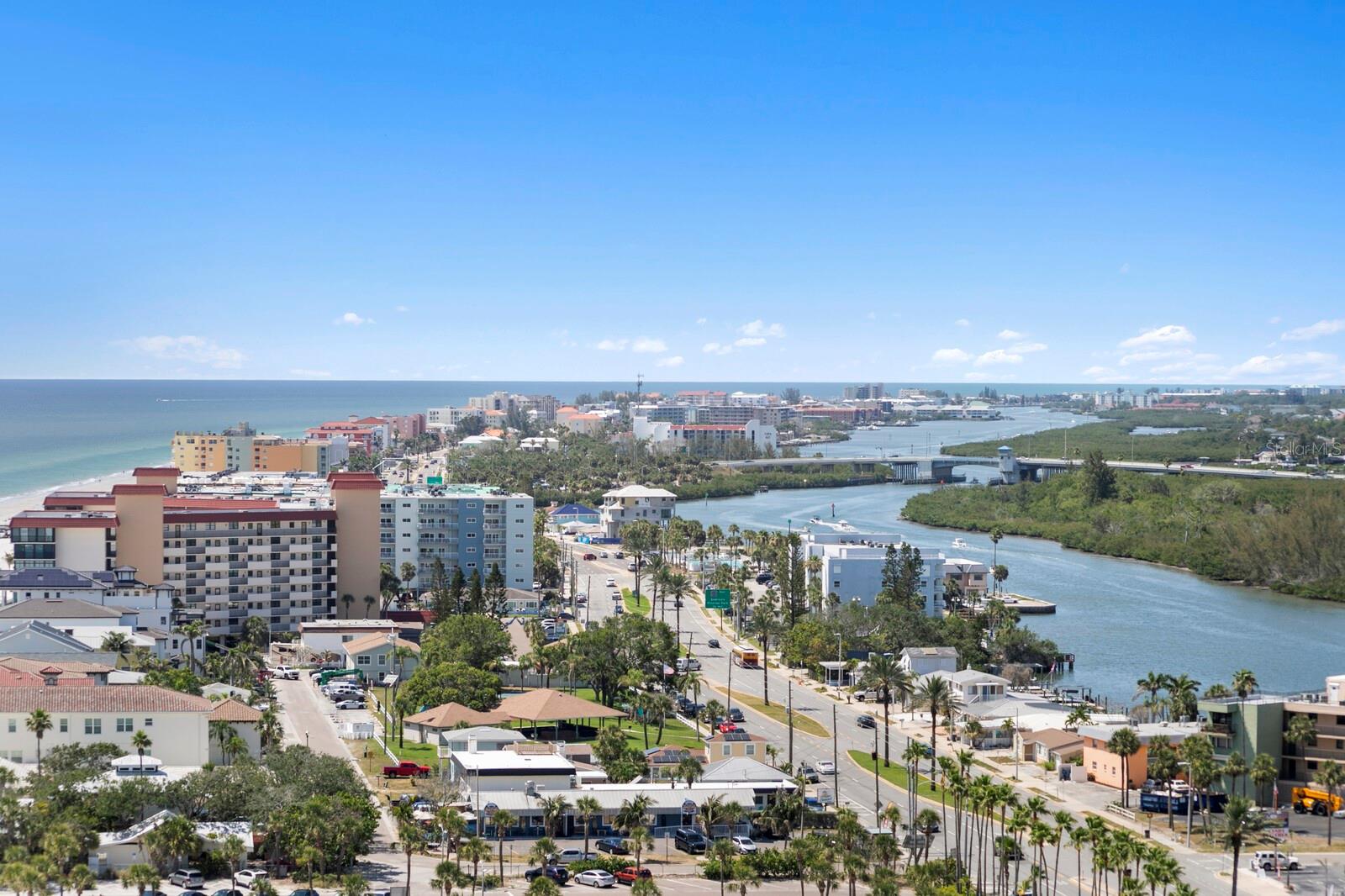Image 42 of 100 For 17920 Gulf Boulevard 1806