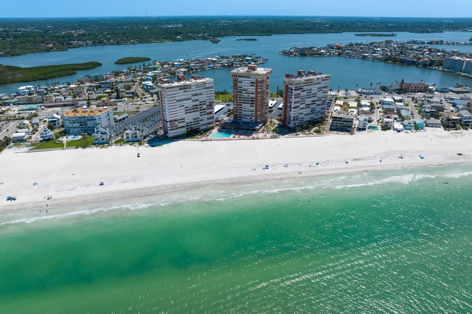 Image 50 of 100 For 17920 Gulf Boulevard 1806
