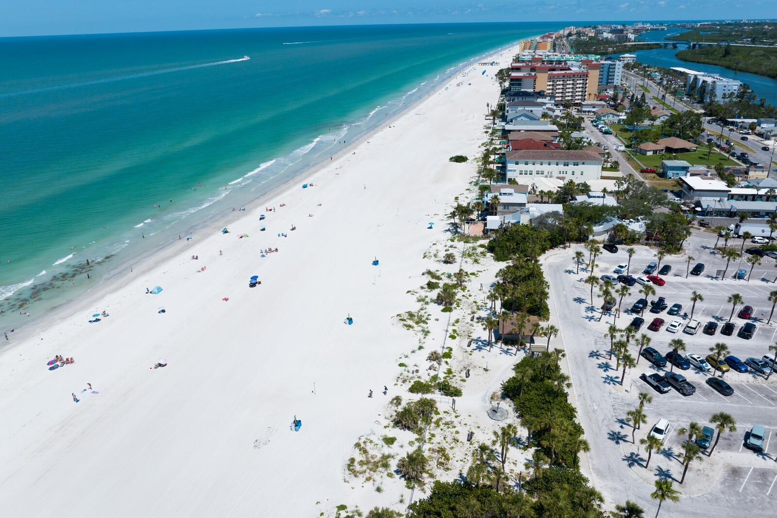Image 66 of 100 For 17920 Gulf Boulevard 1806