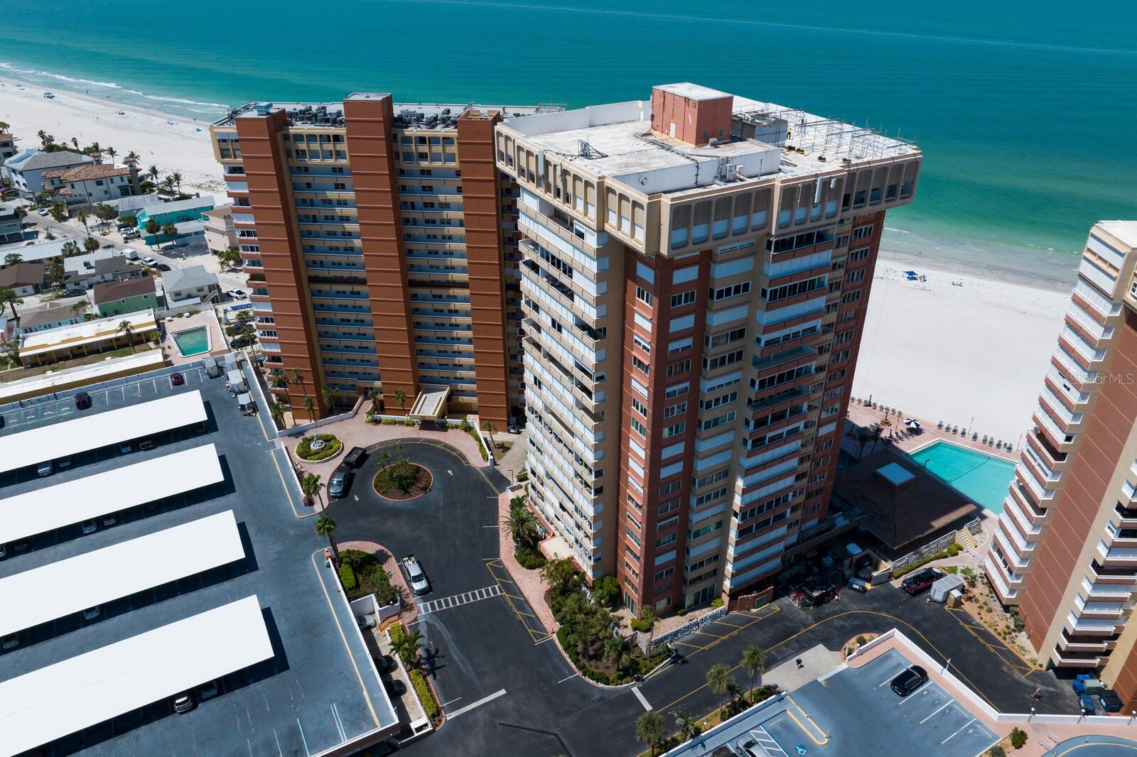 Image 68 of 100 For 17920 Gulf Boulevard 1806