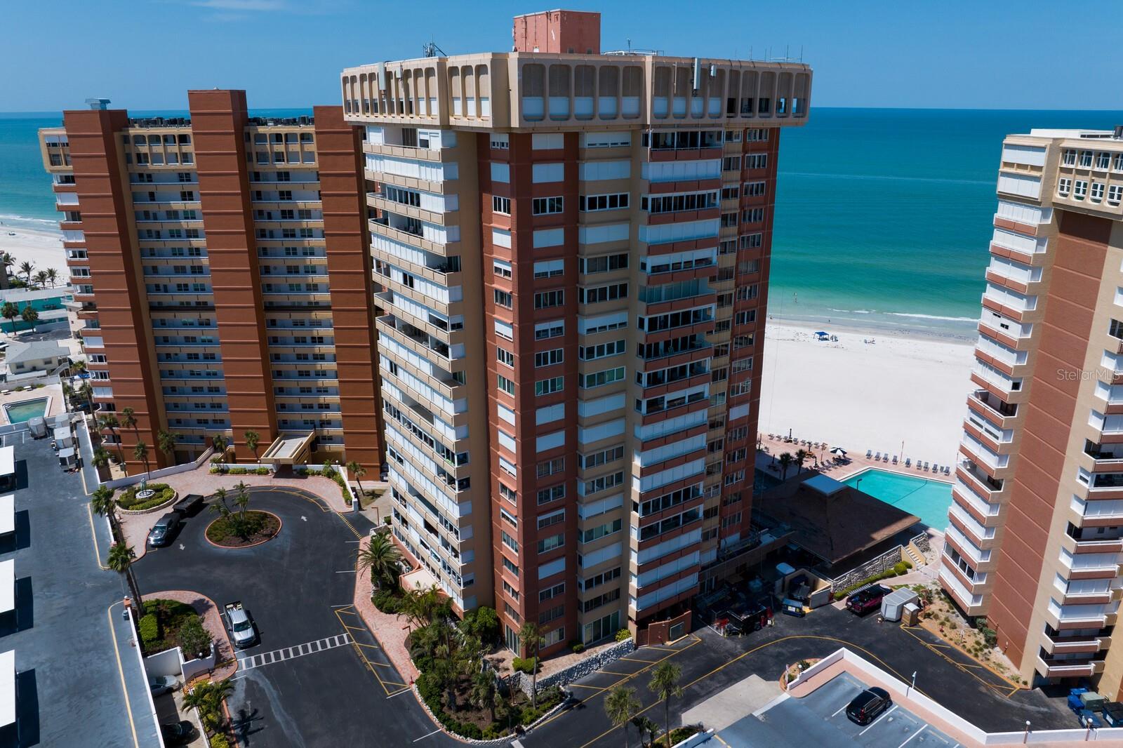 Image 72 of 100 For 17920 Gulf Boulevard 1806