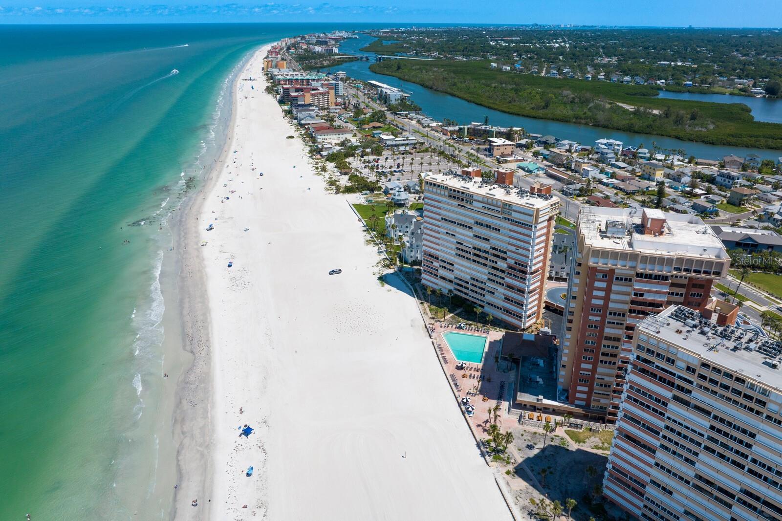 Image 88 of 100 For 17920 Gulf Boulevard 1806