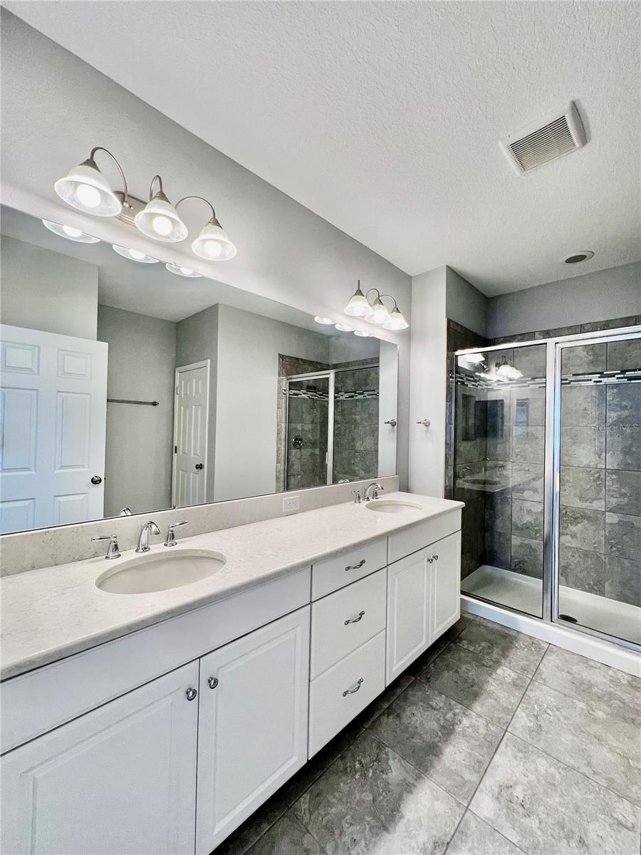 Image 21 of 33 For 26340 Limestone Springs Way