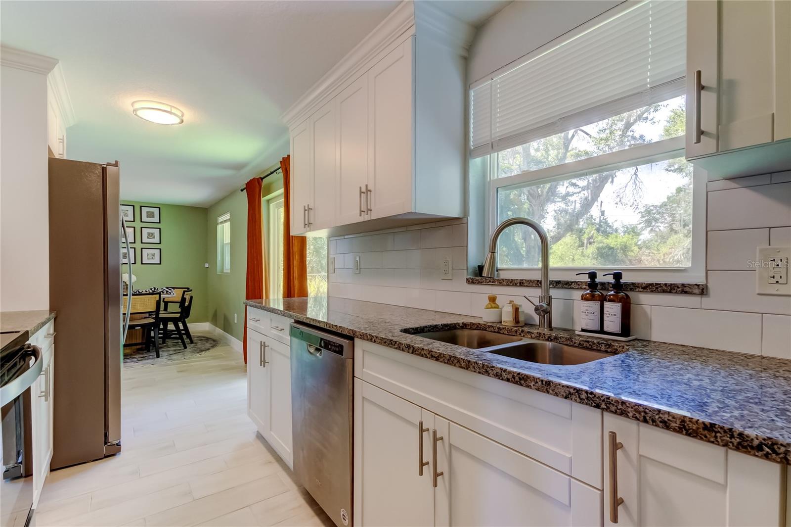 Image 14 of 40 For 2750 Edenwood Street