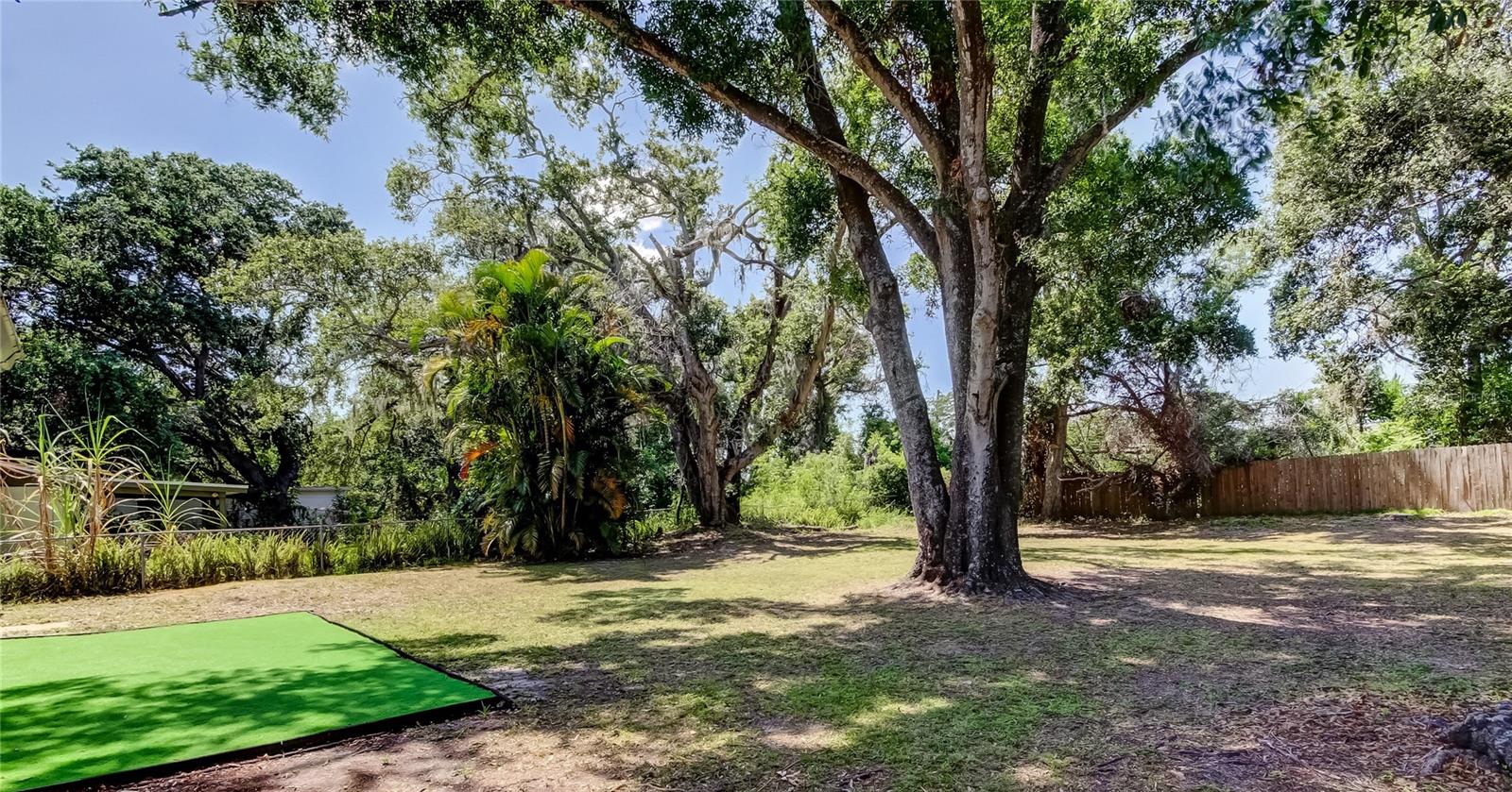 Image 34 of 40 For 2750 Edenwood Street