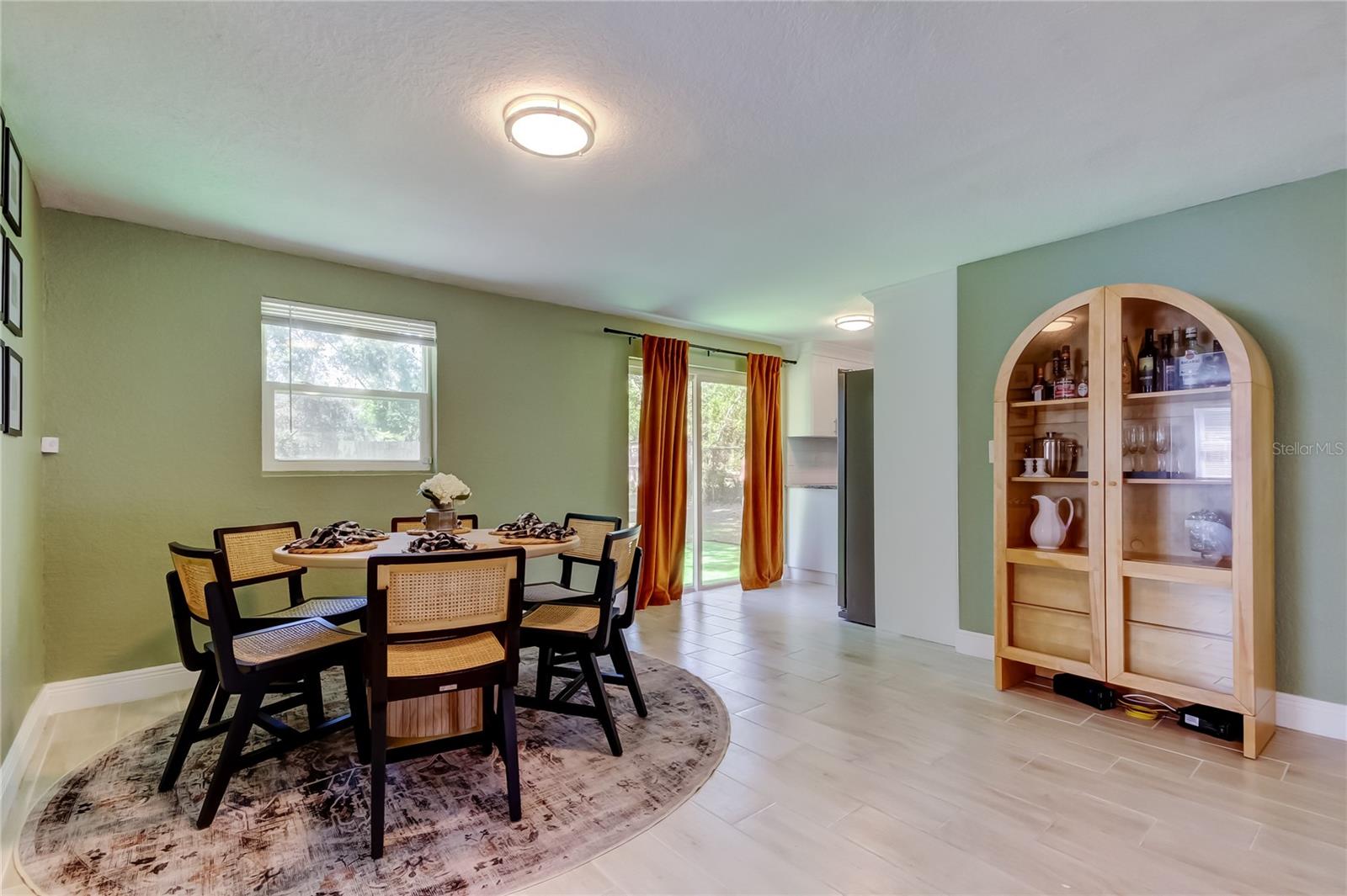 Image 7 of 40 For 2750 Edenwood Street