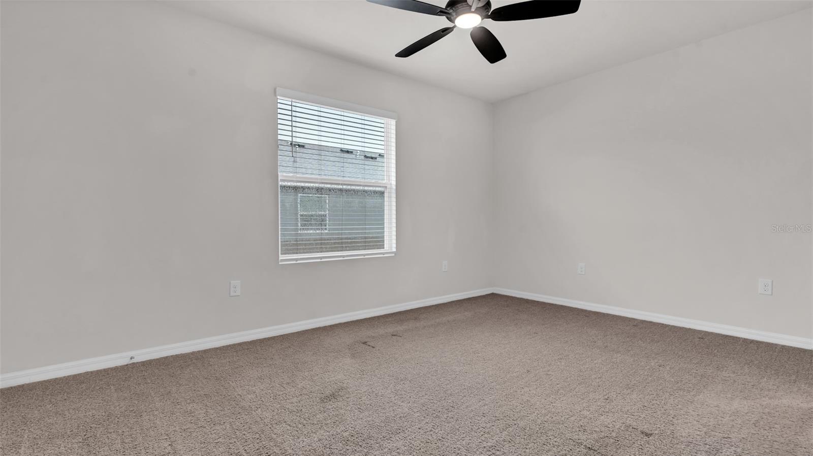 Image 18 of 40 For 2926 Suncoast Blend Drive