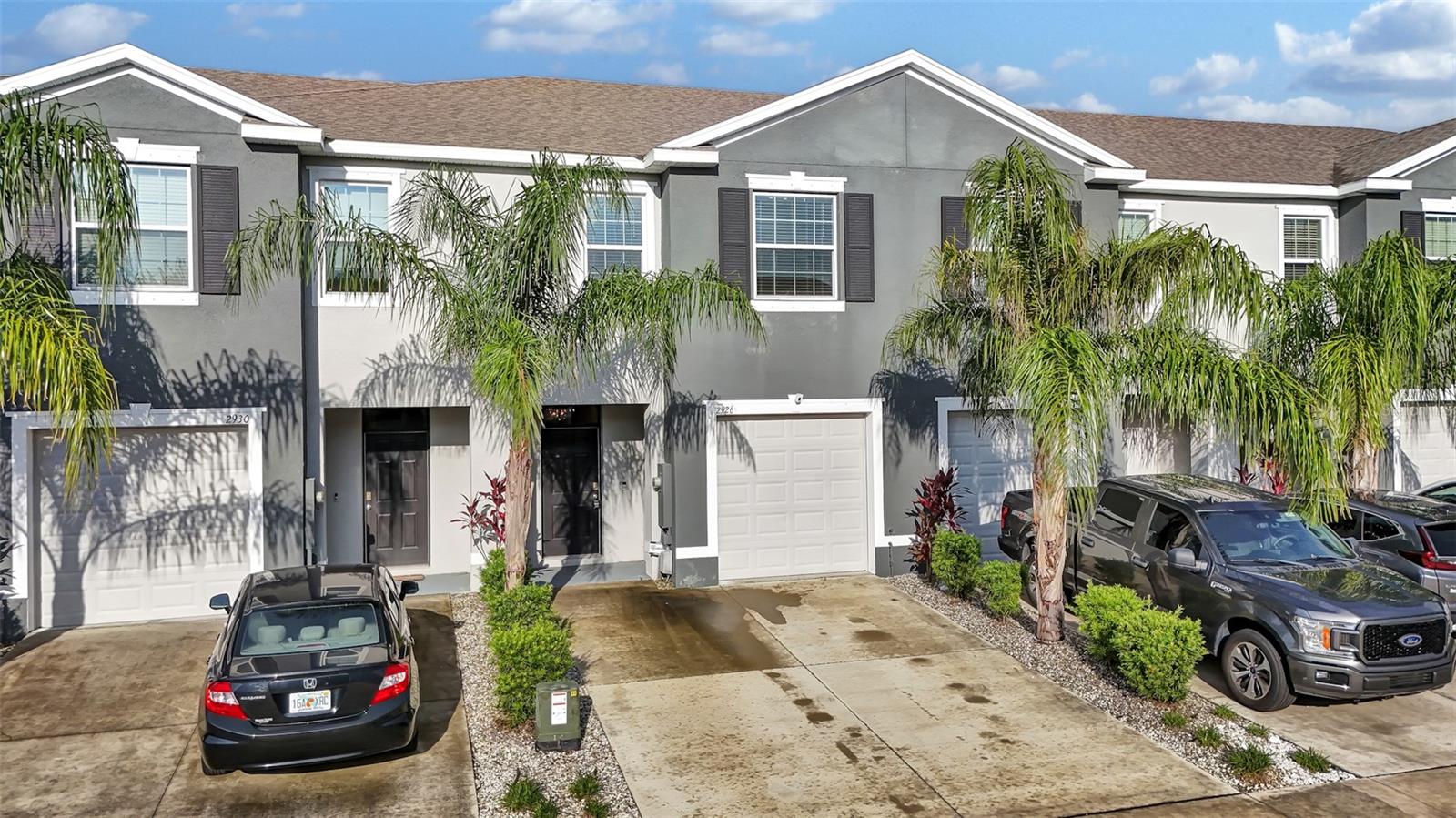 Image 2 of 40 For 2926 Suncoast Blend Drive