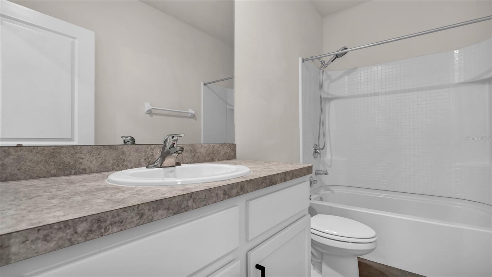 Image 29 of 40 For 2926 Suncoast Blend Drive