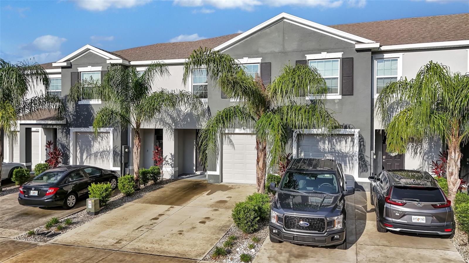 Image 3 of 40 For 2926 Suncoast Blend Drive