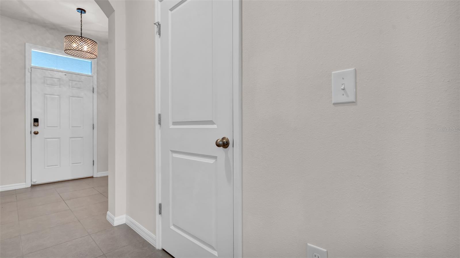 Image 6 of 40 For 2926 Suncoast Blend Drive