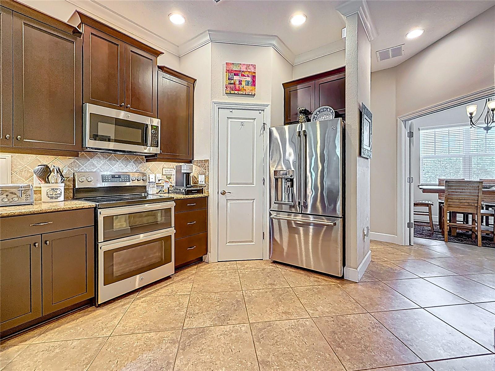 Image 18 of 72 For 3138 Nautical Place S