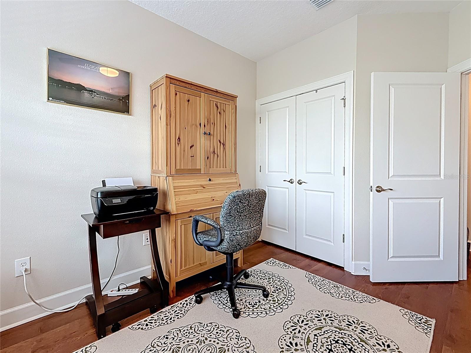Image 36 of 72 For 3138 Nautical Place S