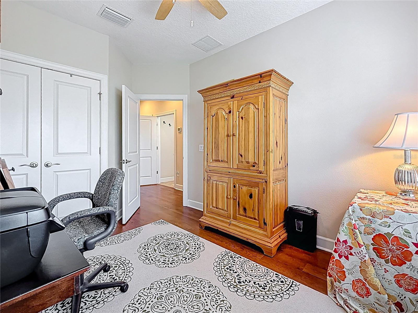 Image 37 of 72 For 3138 Nautical Place S