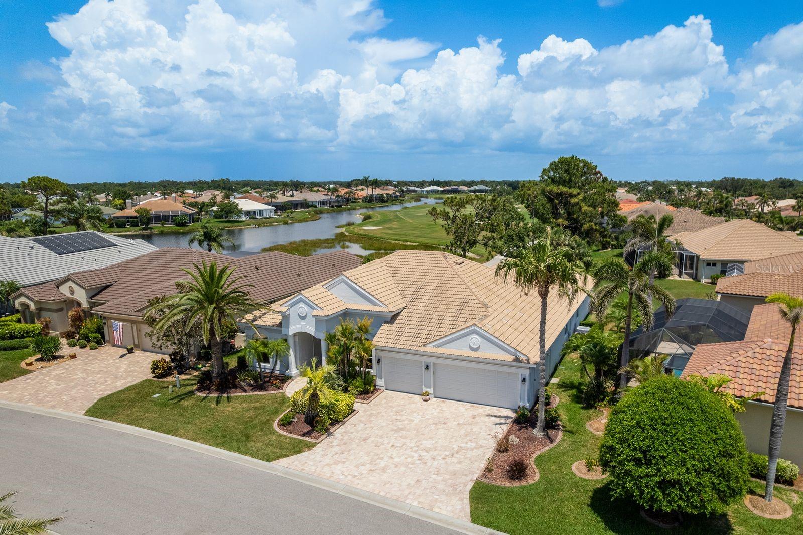 Image 2 of 41 For 987 Chickadee Drive