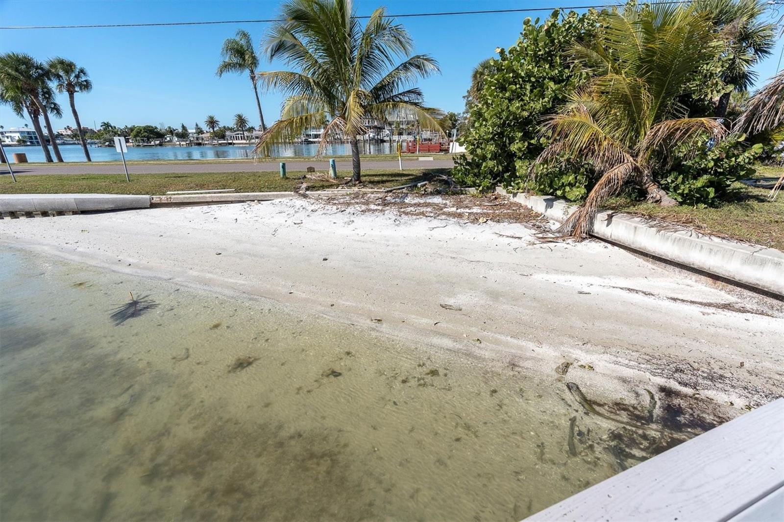 Image 17 of 20 For 399 161st Avenue