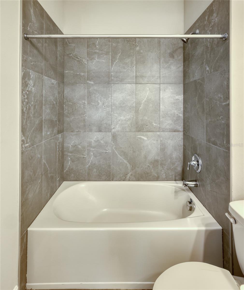 Image 20 of 33 For 6307 Roadstead Court