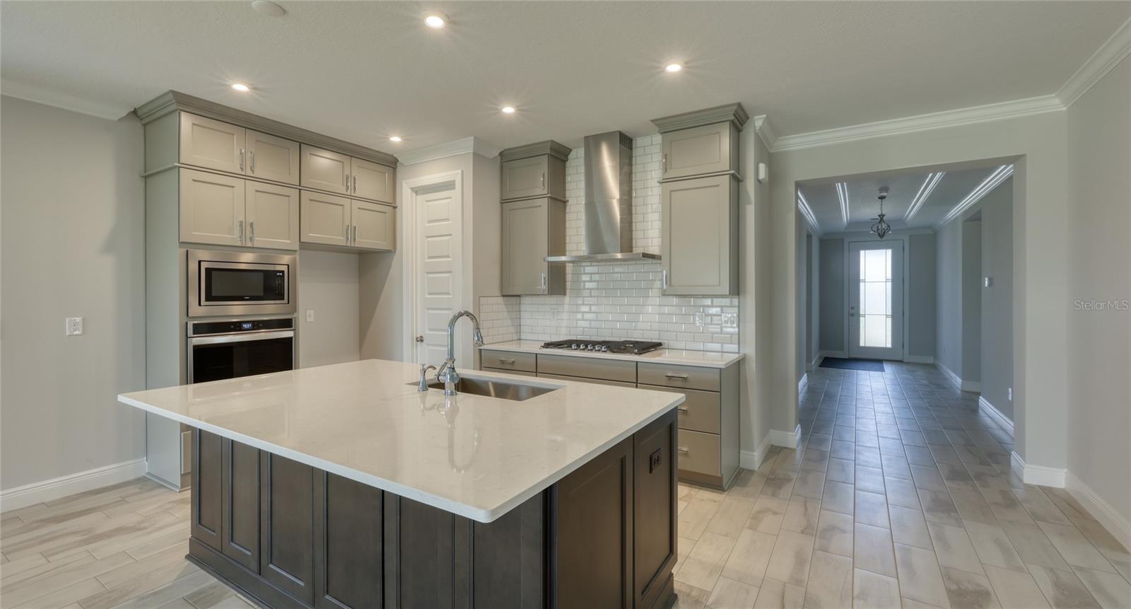 Image 5 of 33 For 6307 Roadstead Court