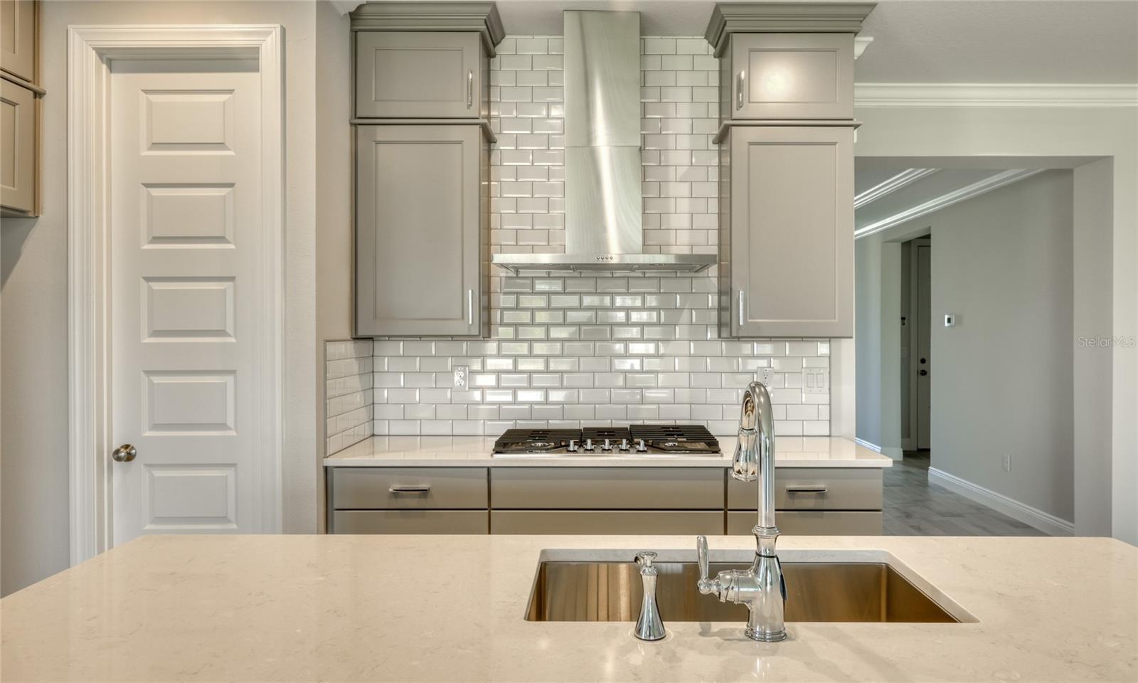 Image 7 of 33 For 6307 Roadstead Court