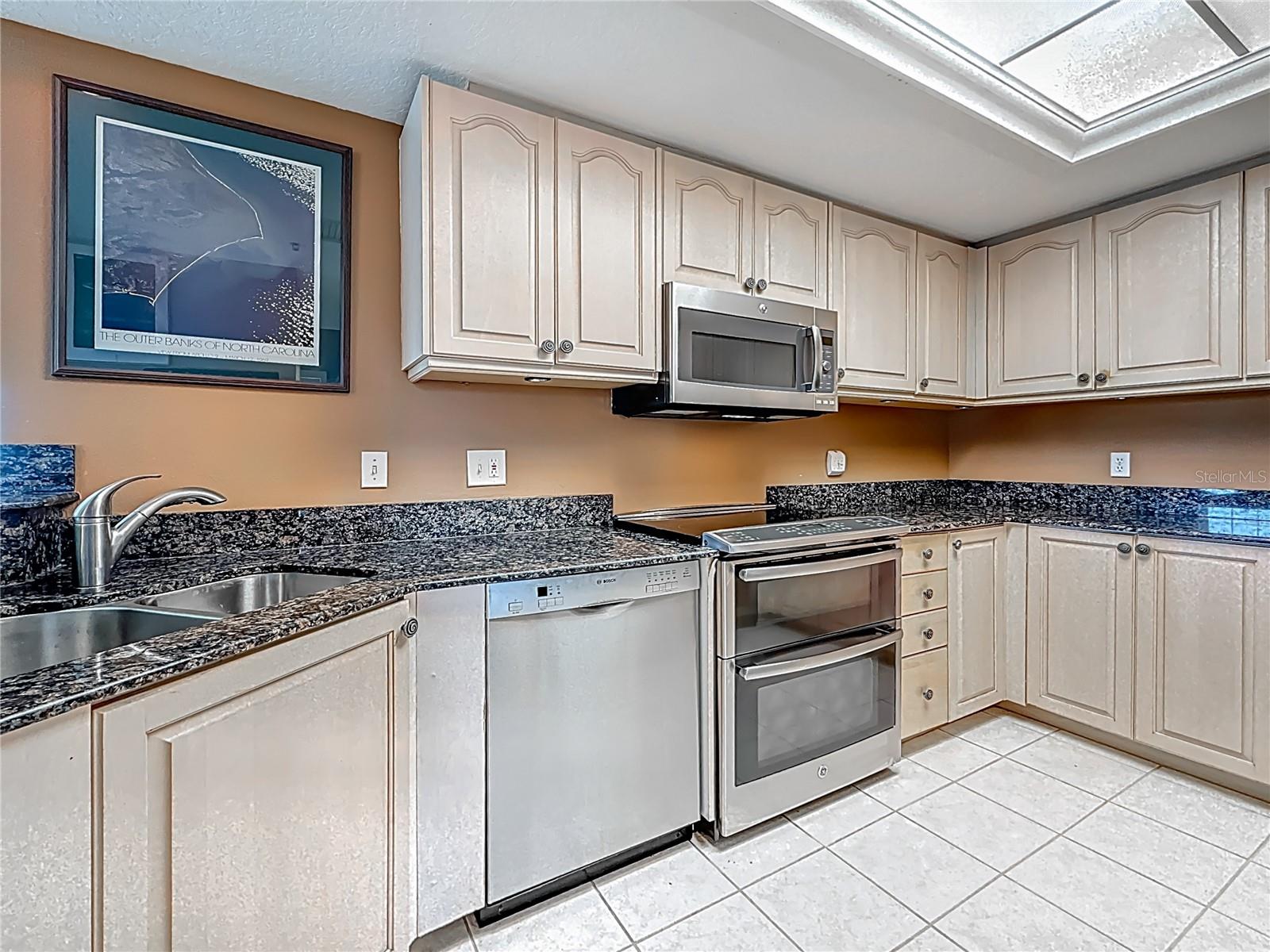 Image 17 of 96 For 399 150th Avenue 317