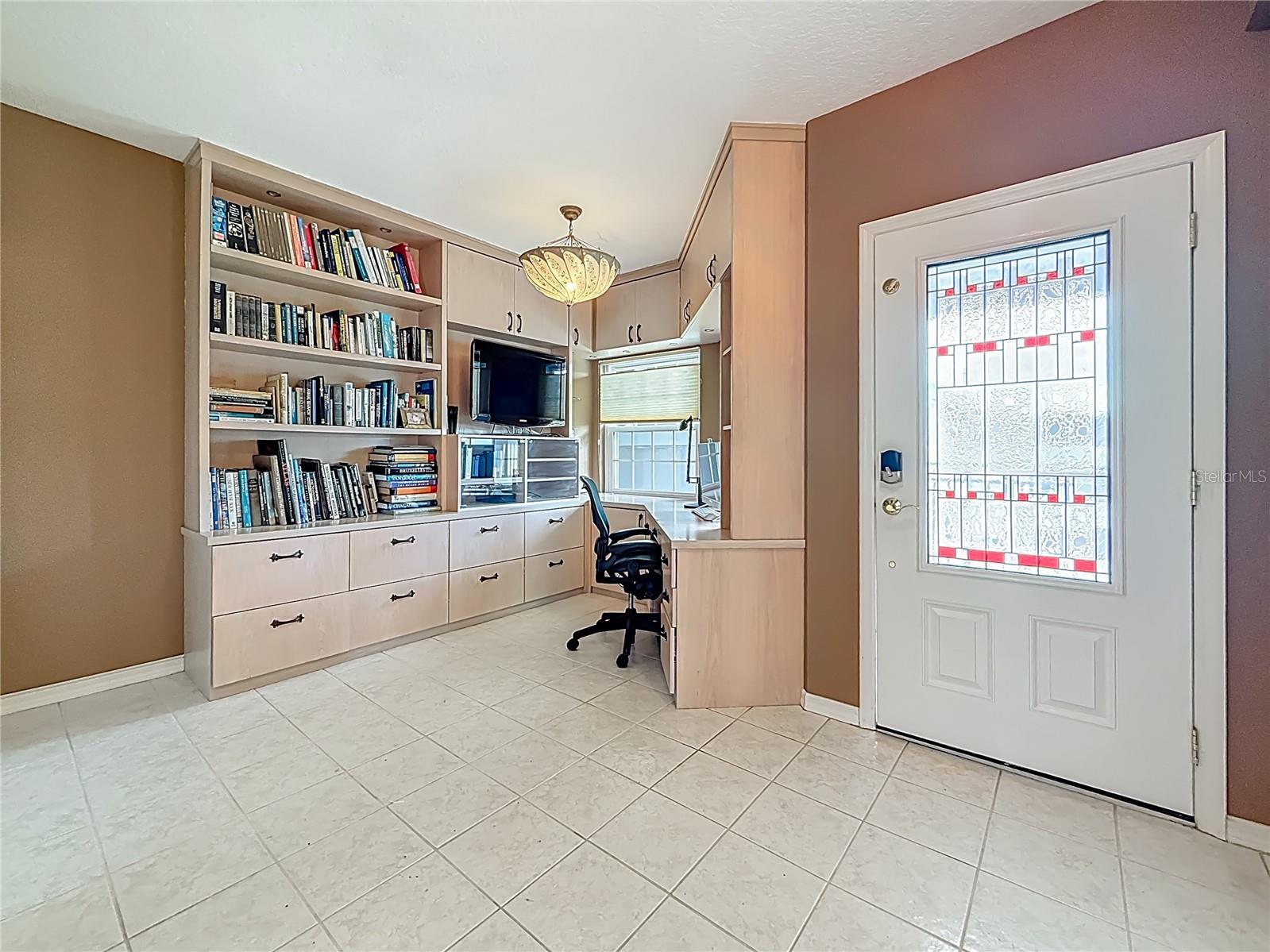 Image 41 of 96 For 399 150th Avenue 317