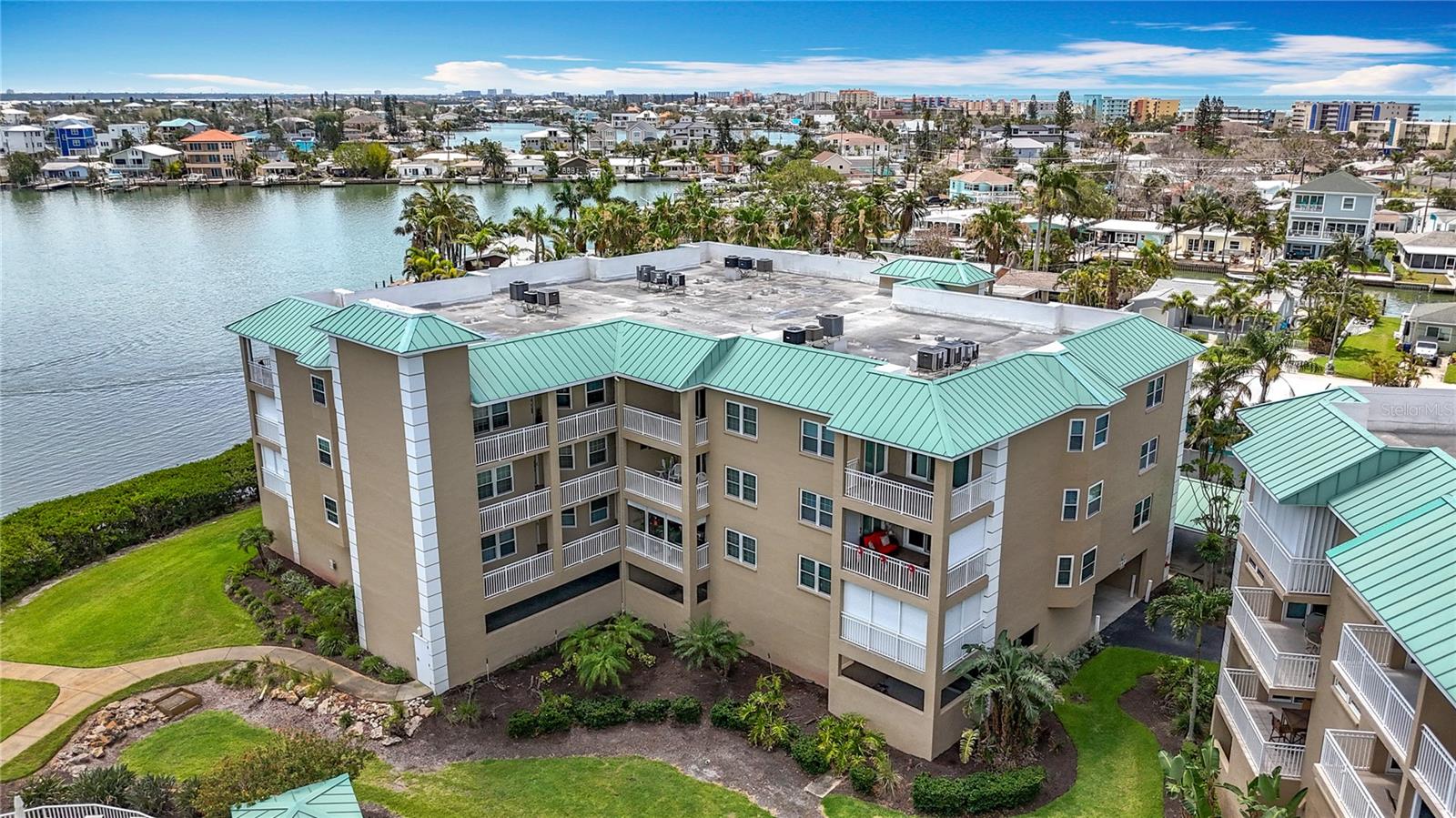 Image 51 of 96 For 399 150th Avenue 317