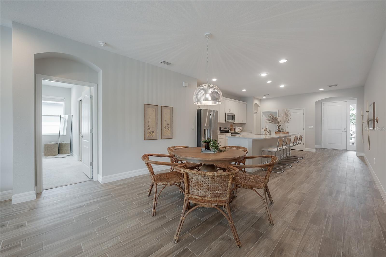 Image 14 of 49 For 212 Villa Luna Lane