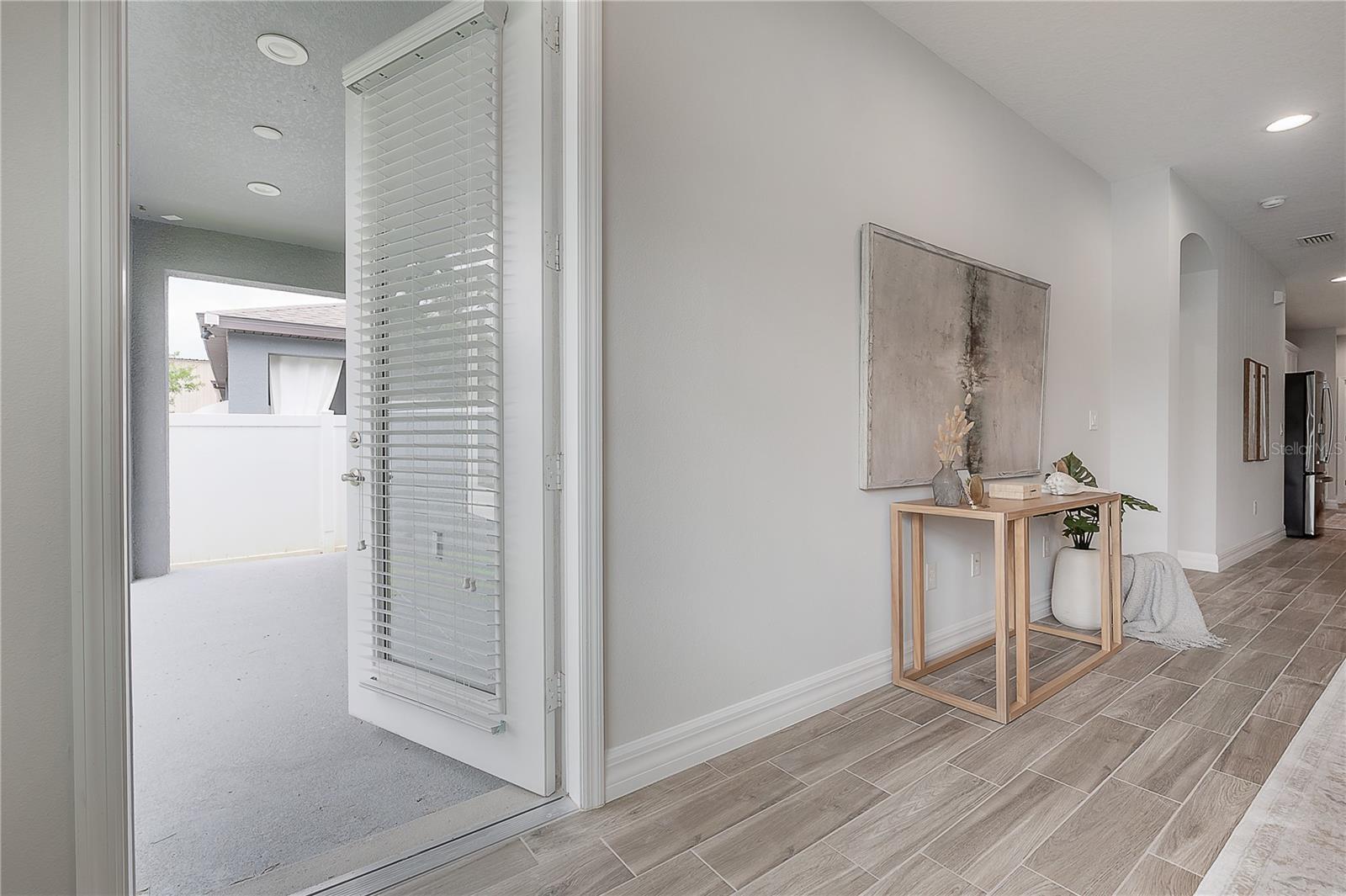 Image 18 of 49 For 212 Villa Luna Lane