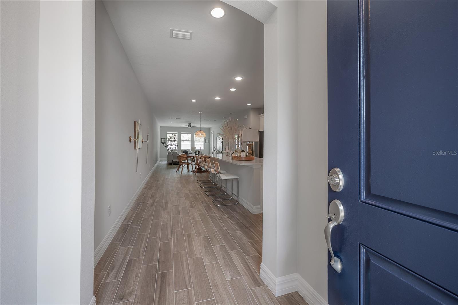 Image 3 of 49 For 212 Villa Luna Lane