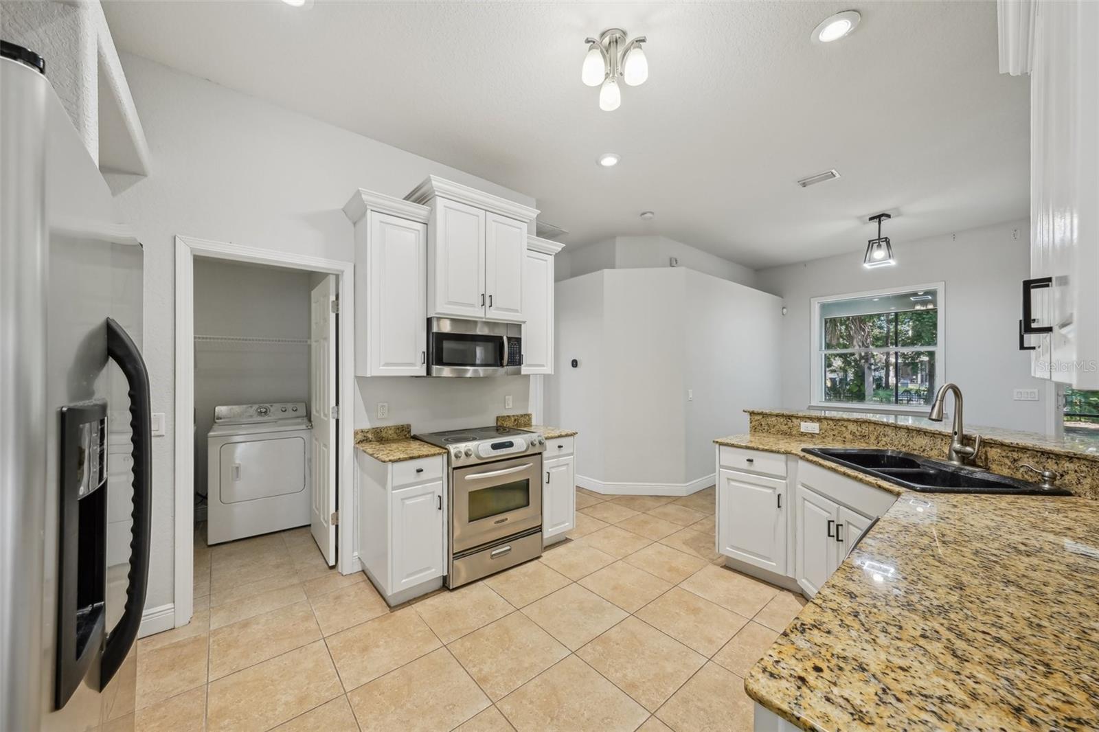 Image 24 of 85 For 707 9th Avenue Sw