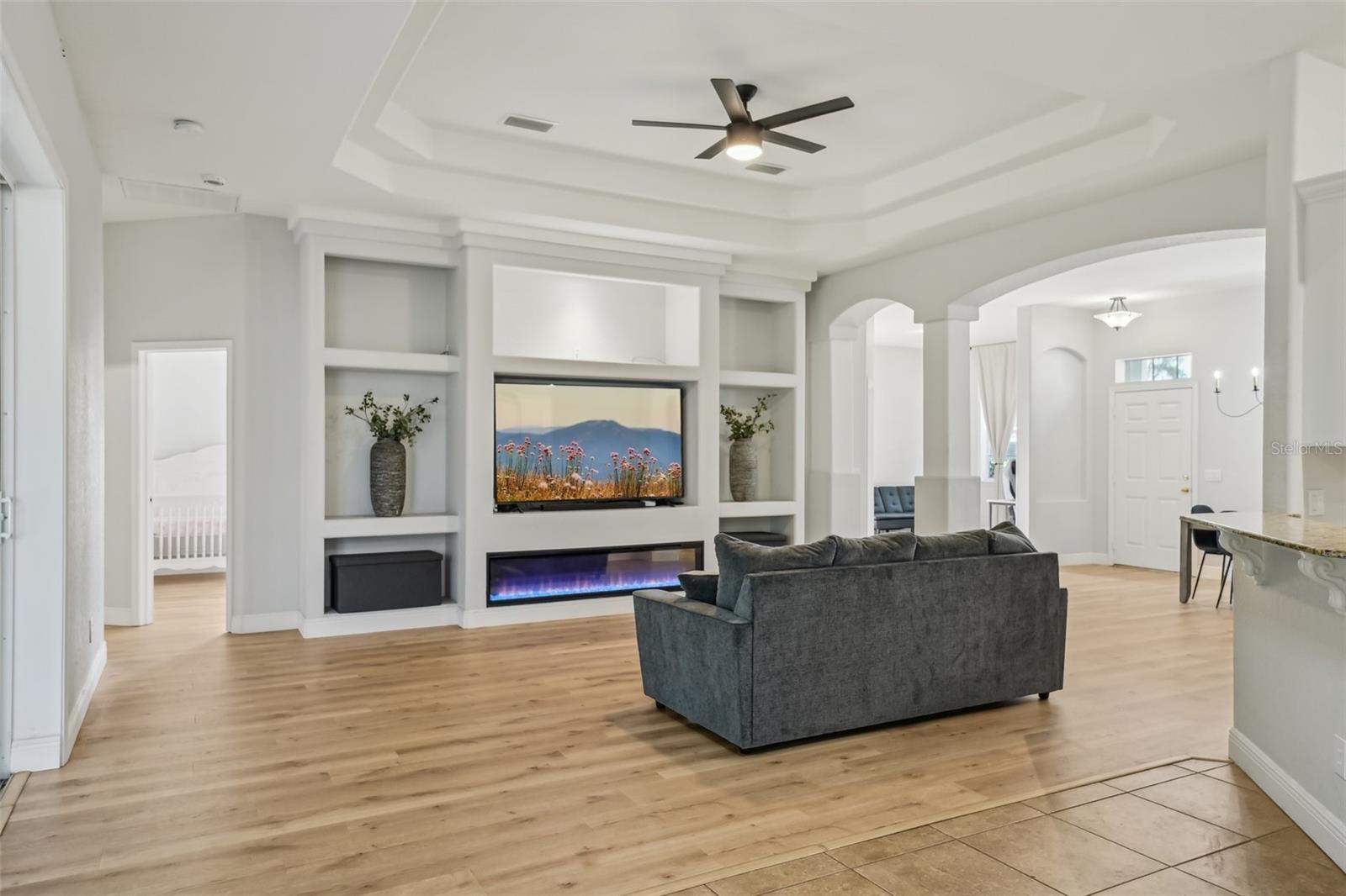 Image 3 of 85 For 707 9th Avenue Sw