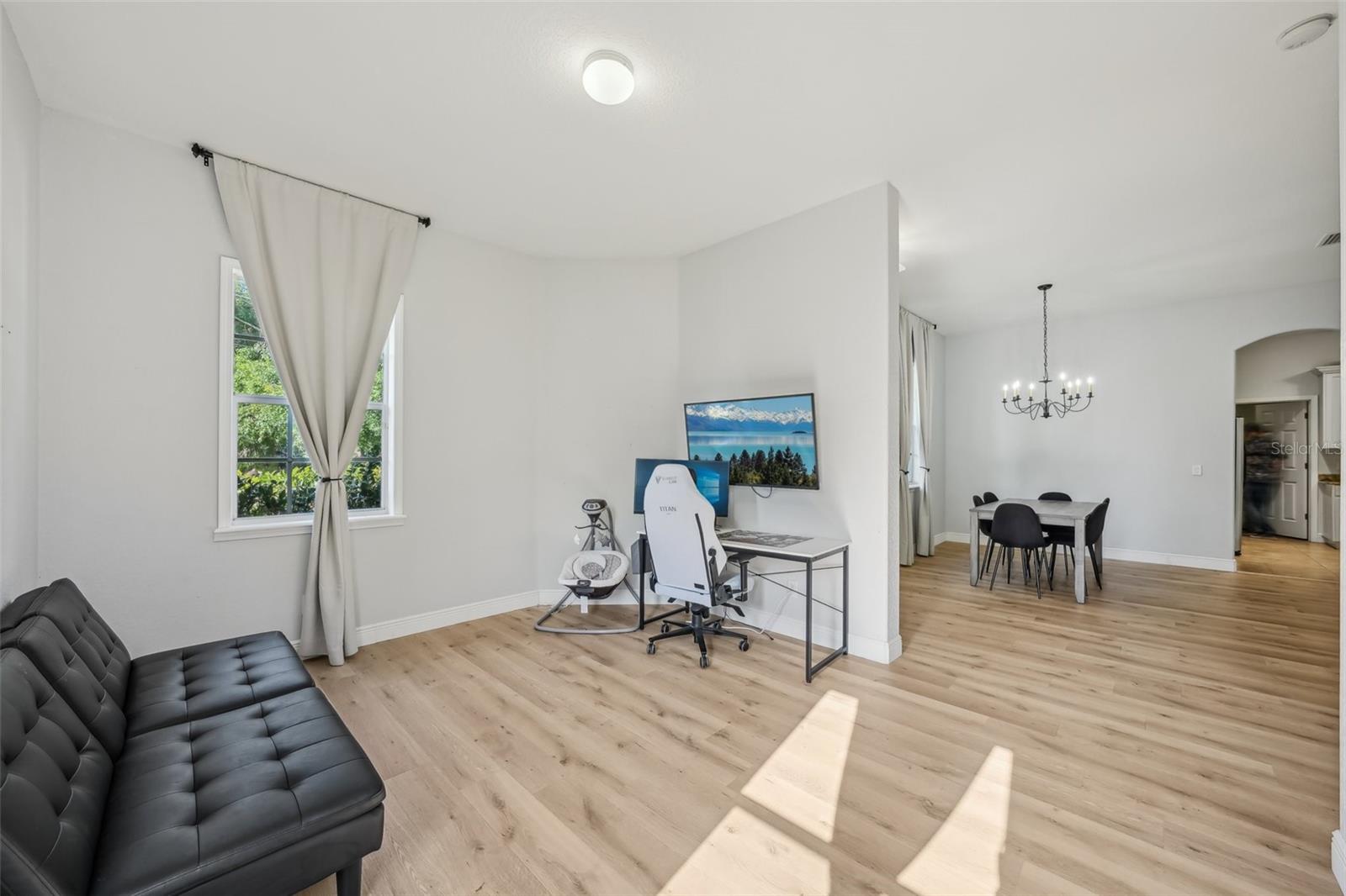 Image 30 of 85 For 707 9th Avenue Sw