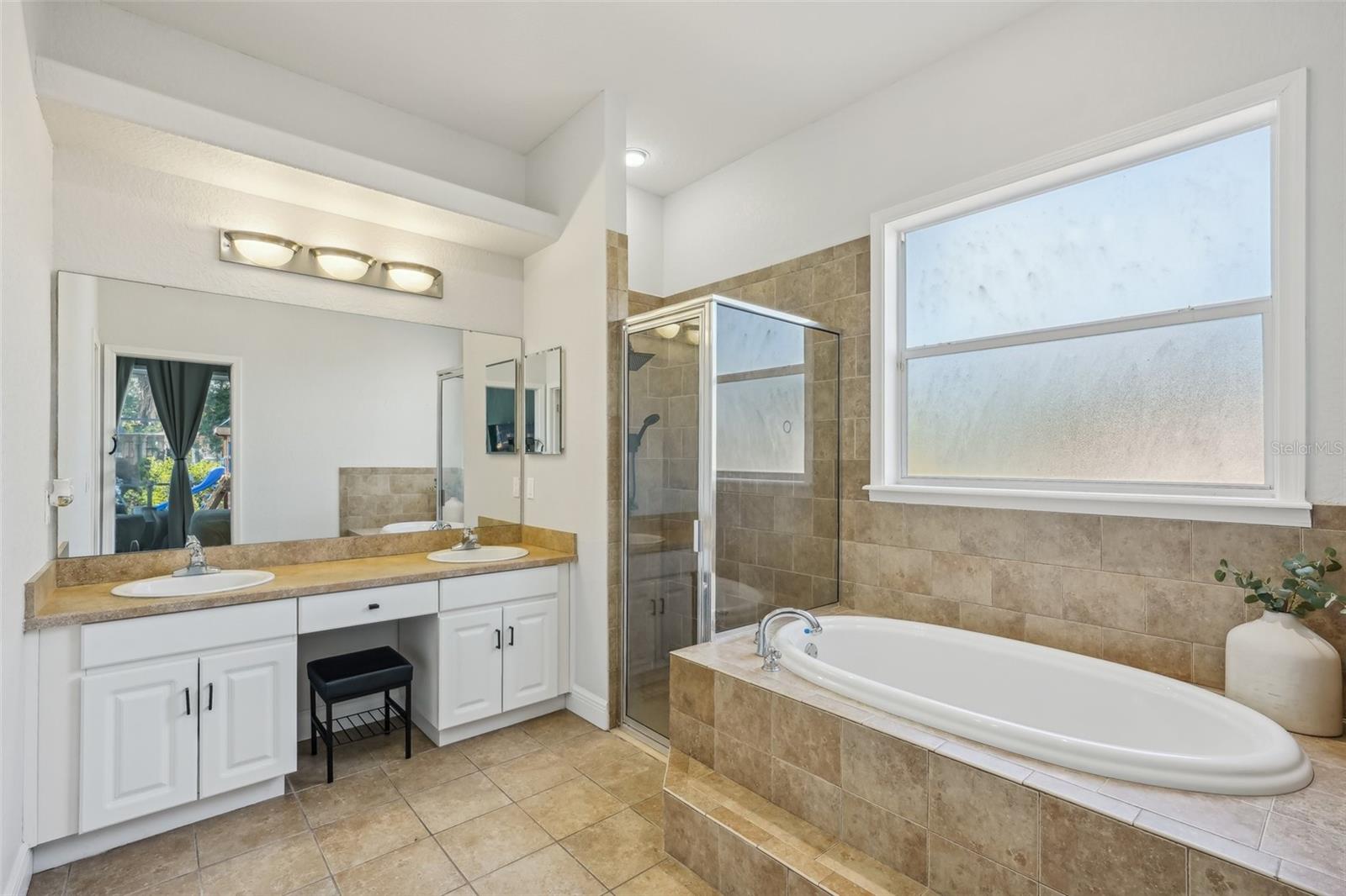 Image 36 of 85 For 707 9th Avenue Sw