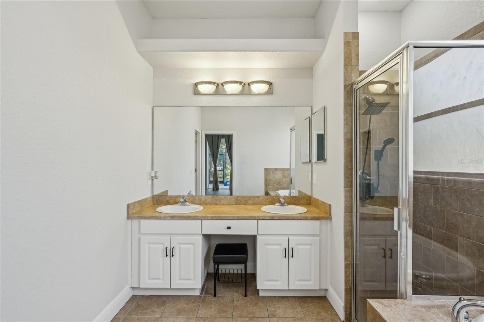 Image 37 of 85 For 707 9th Avenue Sw