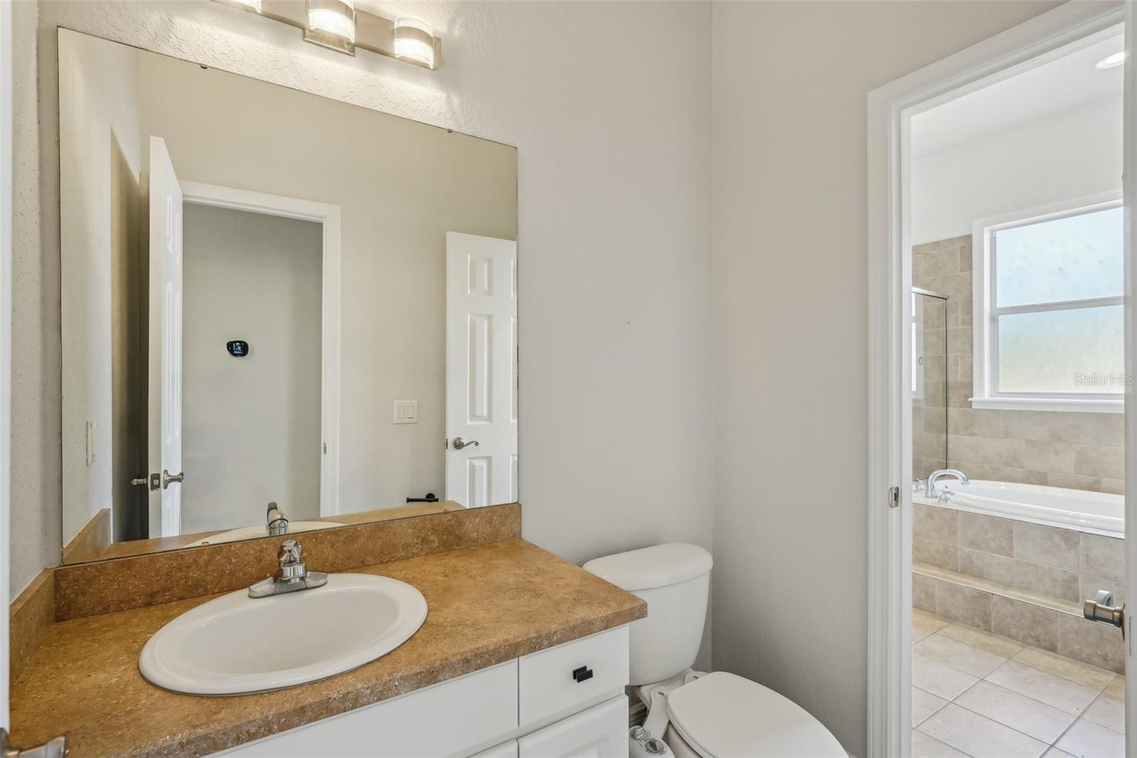 Image 40 of 85 For 707 9th Avenue Sw