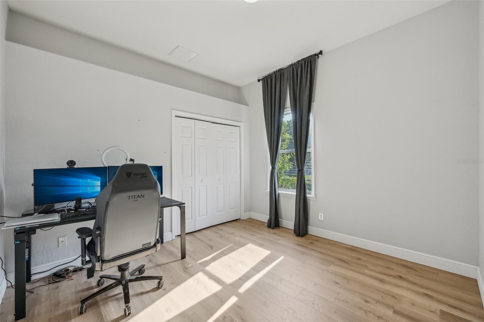 Image 46 of 85 For 707 9th Avenue Sw