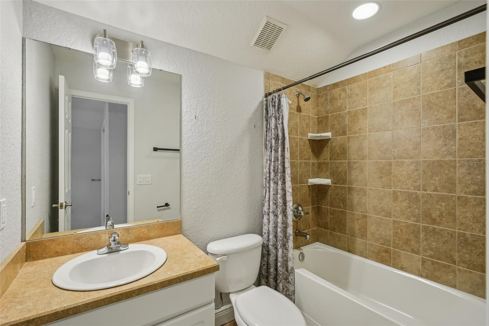 Image 55 of 85 For 707 9th Avenue Sw