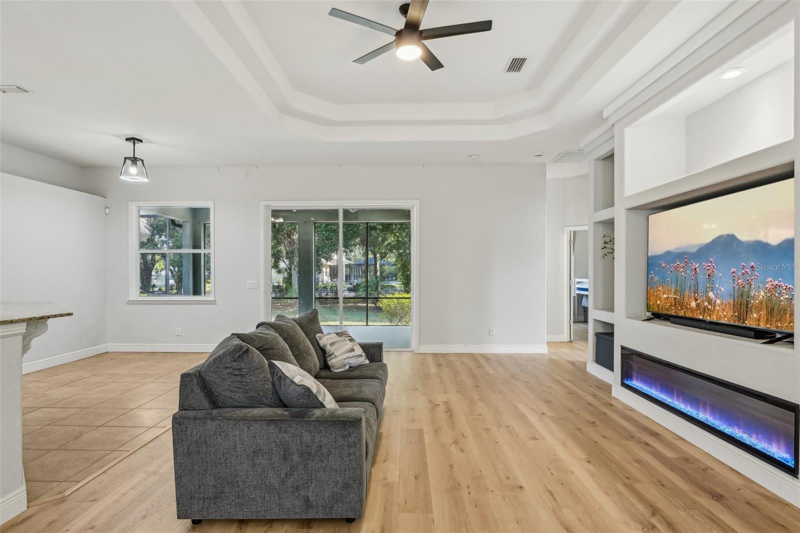 Image 7 of 85 For 707 9th Avenue Sw