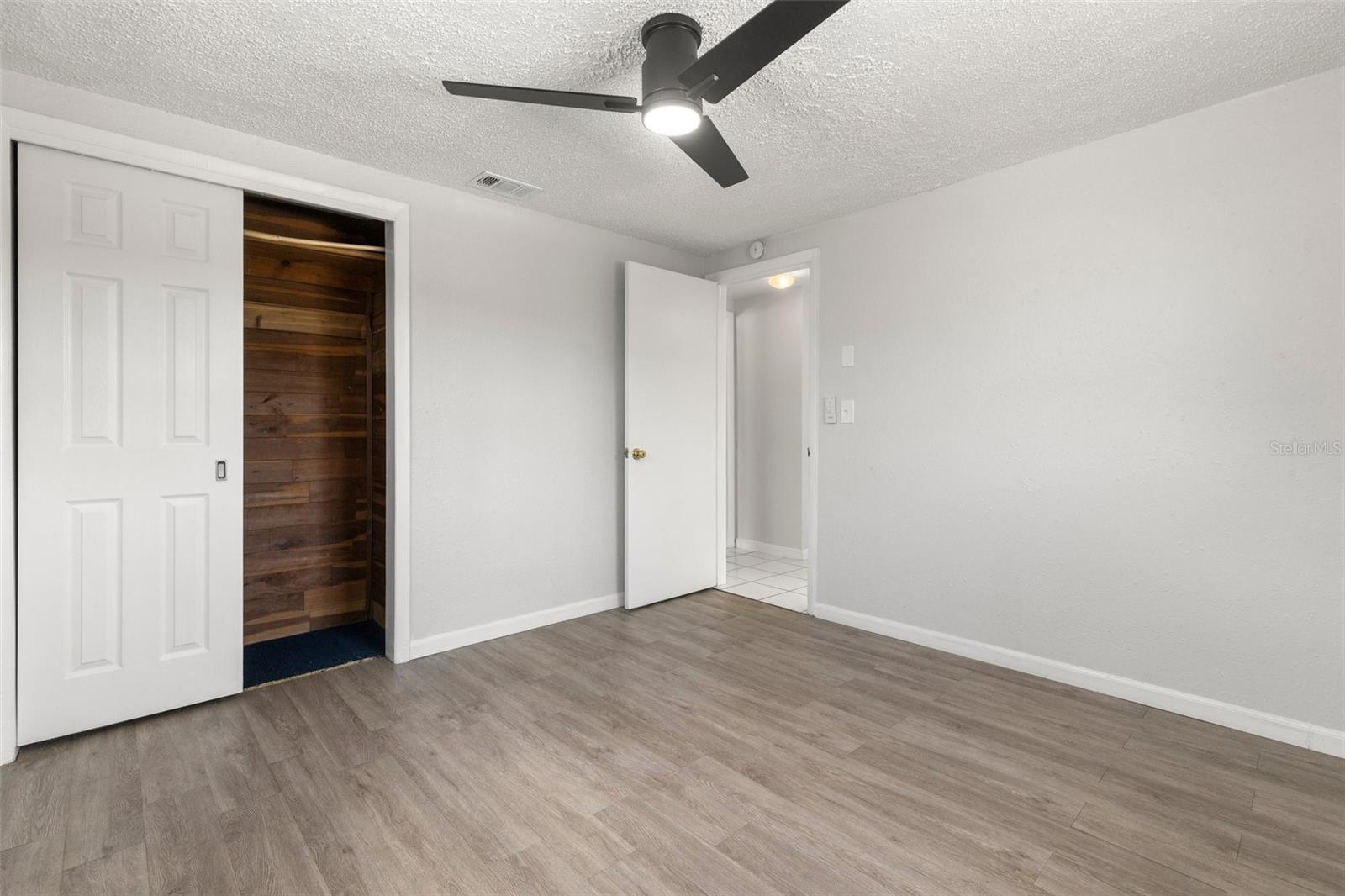 Image 23 of 34 For 3337 Winder Drive