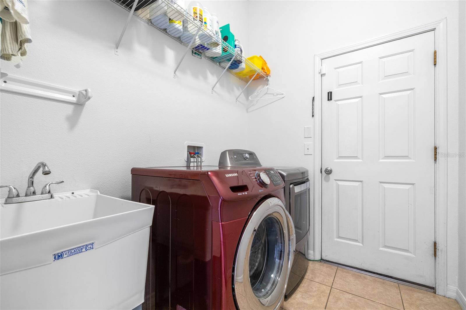 Listing photo id 30 for 12136 Luftburrow Lane