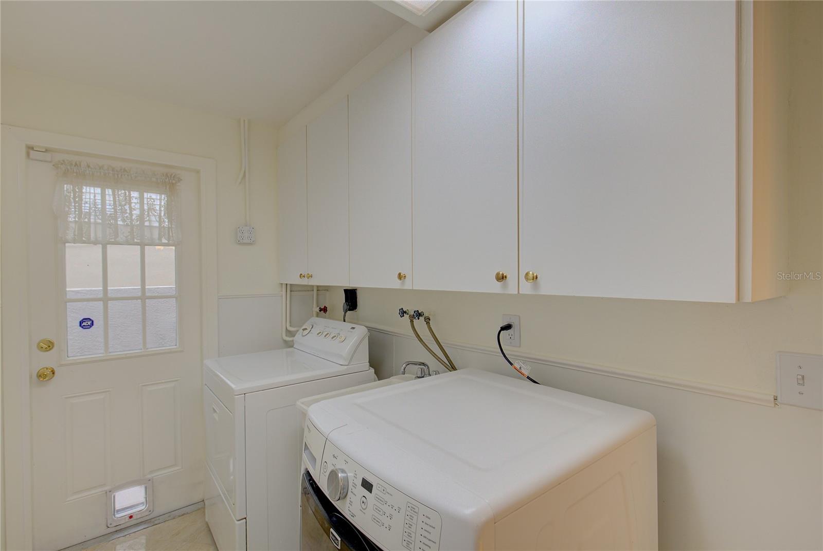 Image 15 of 46 For 31 Freshwater Drive