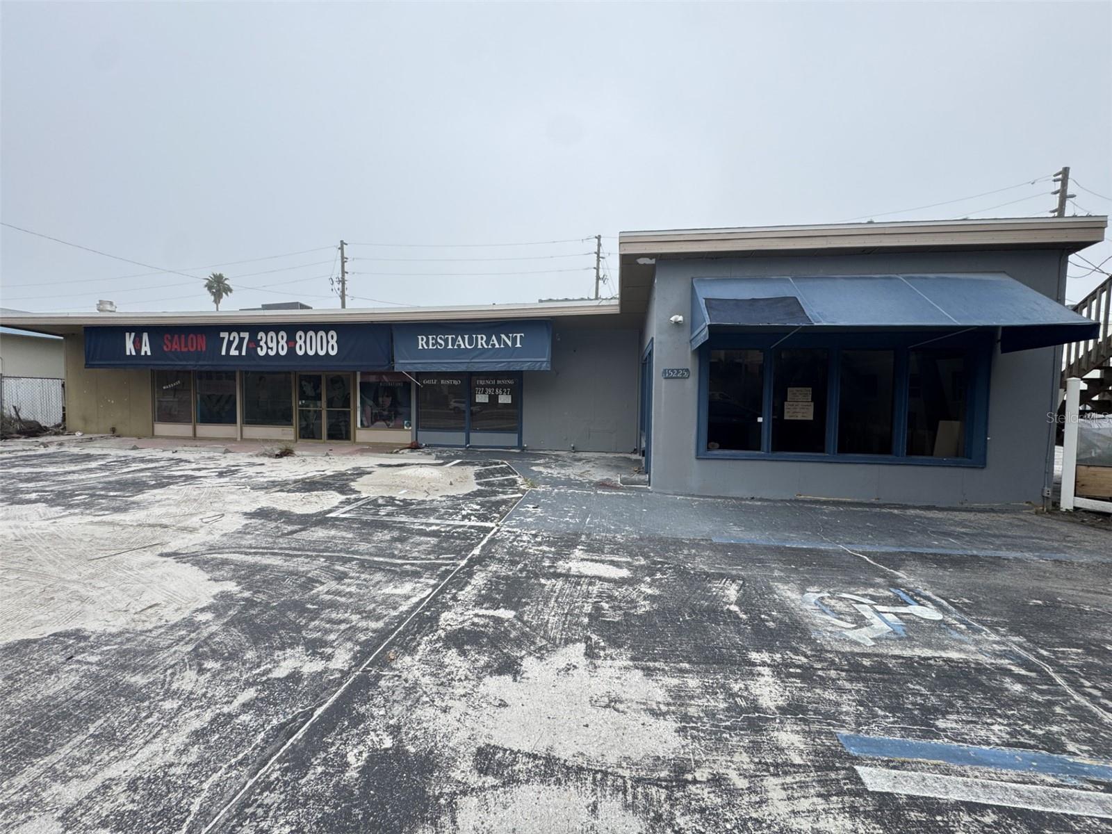 Listing photo id 0 for 15227 Gulf Boulevard