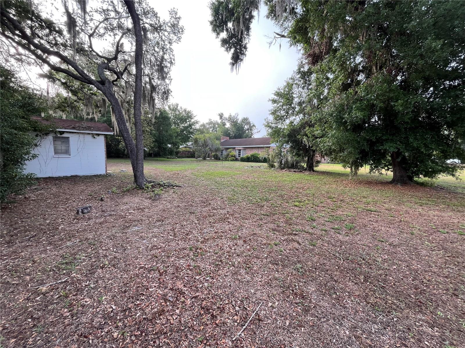 Image 13 of 21 For 1002 Pinedale Drive