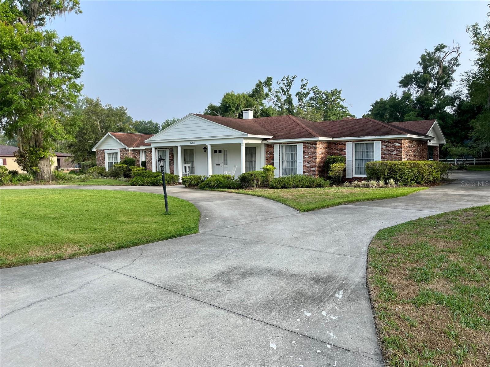 Image 38 of 39 For 1002 Pinedale Drive